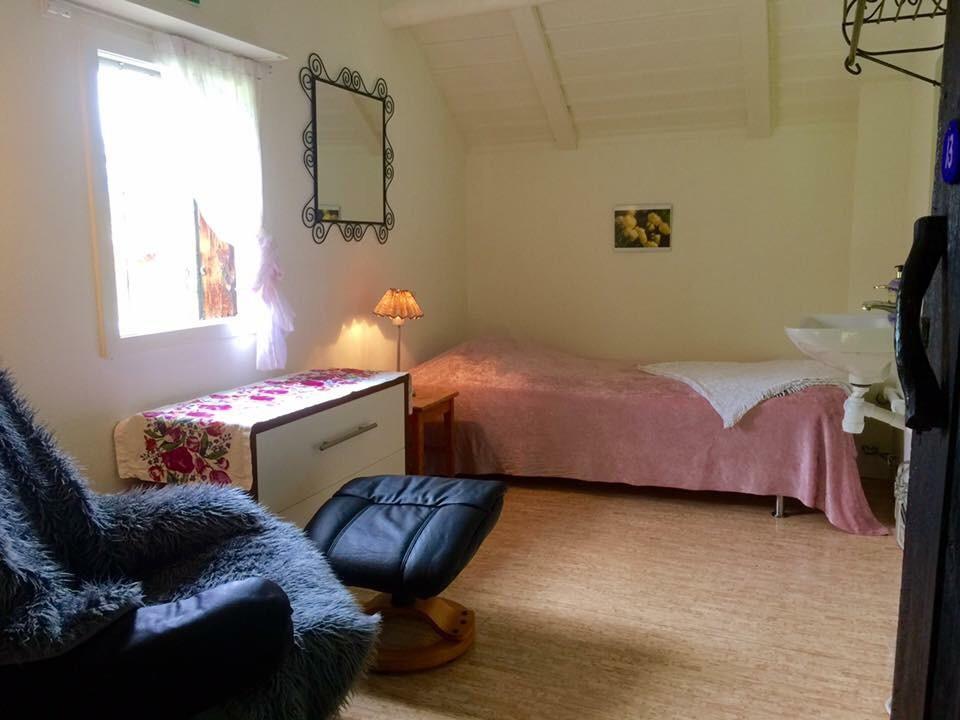 Stora Djuloe Vandrarhem Katrineholm Ruang foto