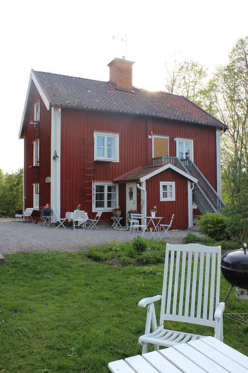 Stora Djuloe Vandrarhem Katrineholm Bagian luar foto